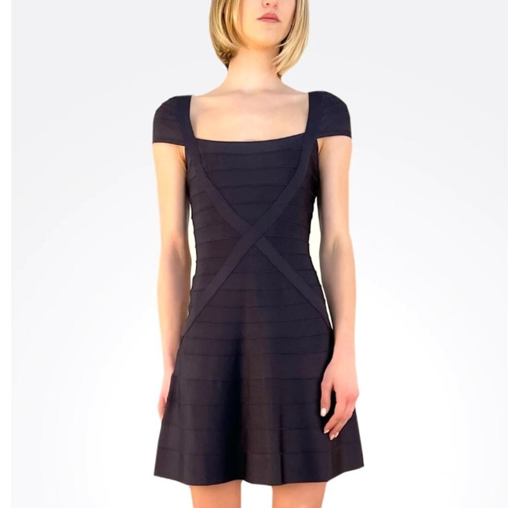 HERVE LEGER MAKAYLA Flared Bandage Dress Large Plum Purple Cap Sleeve